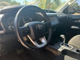 
										TOYOTA Hilux 4×2 SRV 2.8 TDI AT completo									