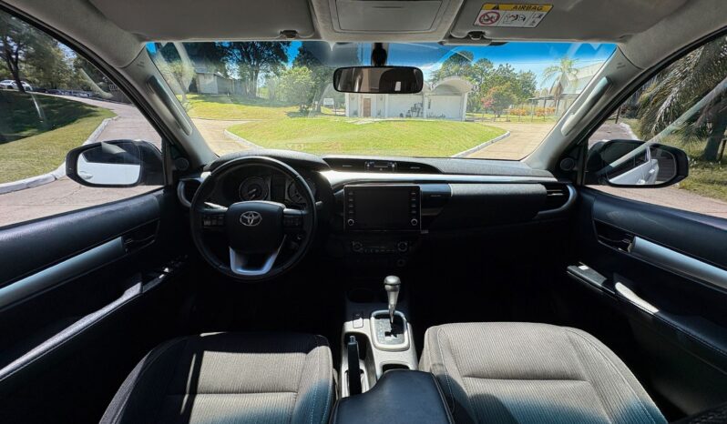 
								TOYOTA Hilux 4×2 SRV 2.8 TDI AT completo									