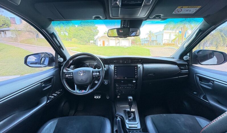 
								TOYOTA SW4 4X4 GR-S 2.8 TDI AT completo									