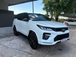 
										TOYOTA SW4 4X4 GR-S 2.8 TDI AT completo									