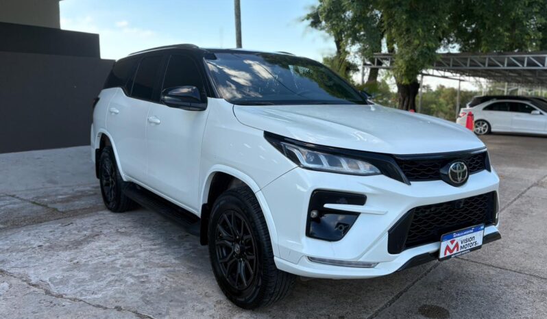 
								TOYOTA SW4 4X4 GR-S 2.8 TDI AT completo									