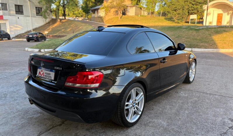 
								BMW 135i Coupe Sportive 306 HP completo									