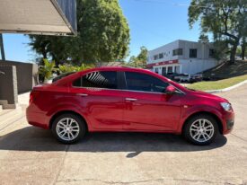 CHEVROLET Sonic 1.6 LTZ MT