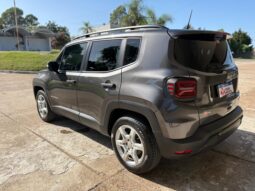 
										JEEP Renegade 1.8L Sport MT completo									