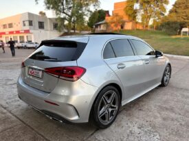 MERCEDES BENZ A250 AMG-LINE