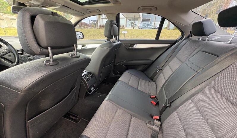 
								MERCEDES Benz C220 CDI Avantgarde completo									