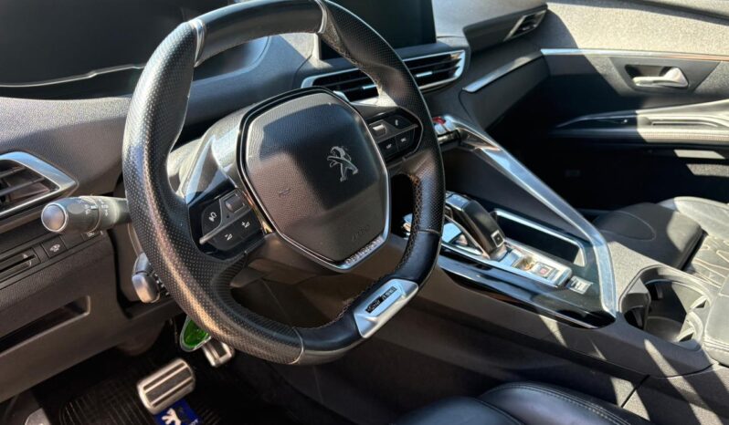 
								PEUGEOT 3008 GT Line HDI Tiptronic. Recibo vehiculos completo									