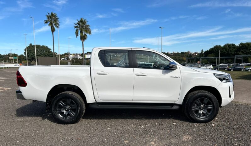 
								TOYOTA HILUX 2.8 SRV AT ¡¡0KM!! versiones 4X4 y 4X2. completo									