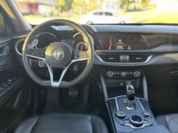 
										ALFA ROMEO Stelvio 200CV Distinctive completo									