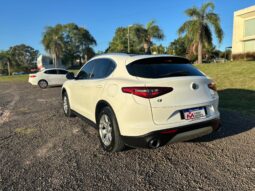 
										ALFA ROMEO Stelvio 200CV Distinctive completo									