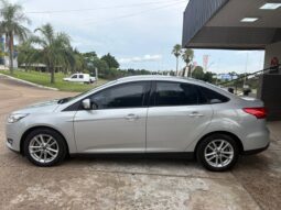 
										FORD Focus 2.0 SE MT 4p completo									