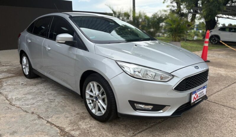 
								FORD Focus 2.0 SE MT 4p completo									