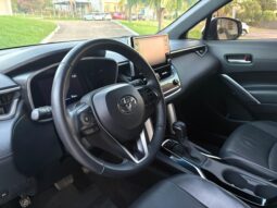
										TOYOTA Corolla Cross SEG HV 1.8 ECVT completo									