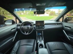 
										TOYOTA Corolla Cross SEG HV 1.8 ECVT completo									