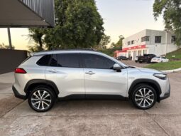 
										TOYOTA Corolla Cross SEG HV 1.8 ECVT completo									