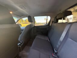 
										TOYOTA Hilux 4×2 DX 2.4 TDI MT completo									