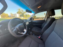 
										TOYOTA Hilux 4×2 DX 2.4 TDI MT completo									