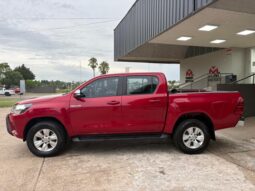 
										TOYOTA Hilux 4×2 SRV Pack 2.8 TDI MT completo									