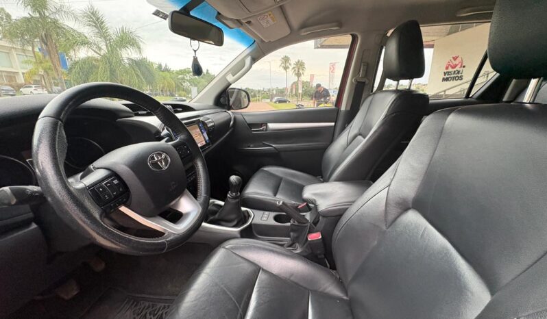 
								TOYOTA Hilux 4×2 SRV Pack 2.8 TDI MT completo									