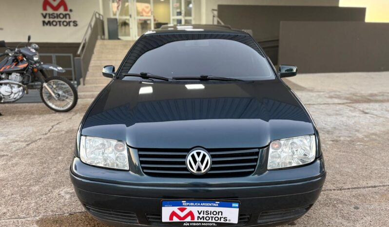
								VOLKSWAGEN Bora 2.5 con MOTOR VENTO completo									