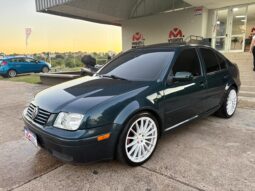 VOLKSWAGEN Bora 2.5 con MOTOR VENTO