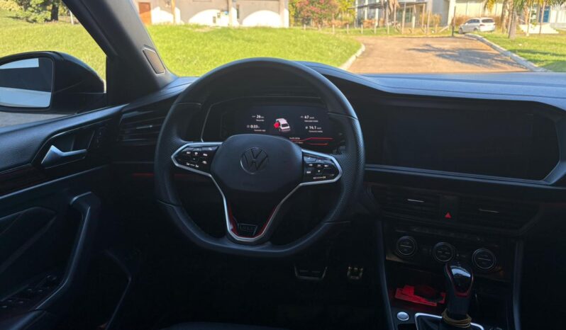 
								VOLKSWAGEN vento 2.0T GLI completo									