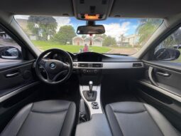 
										BMW 325I Executive completo									