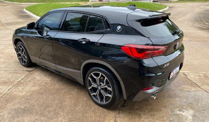 
								BMW X2 20i M Sport completo									
