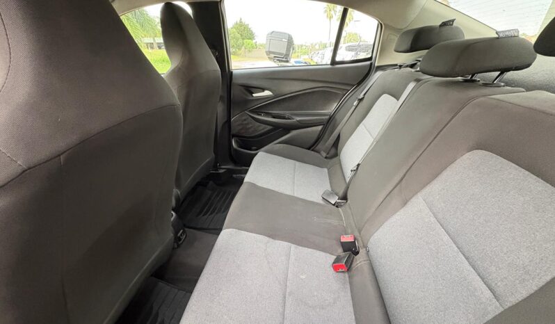 
								CHEVROLET Onix plus 1.2 LT completo									