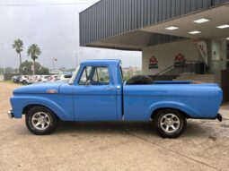
										FORD F-100 completo									