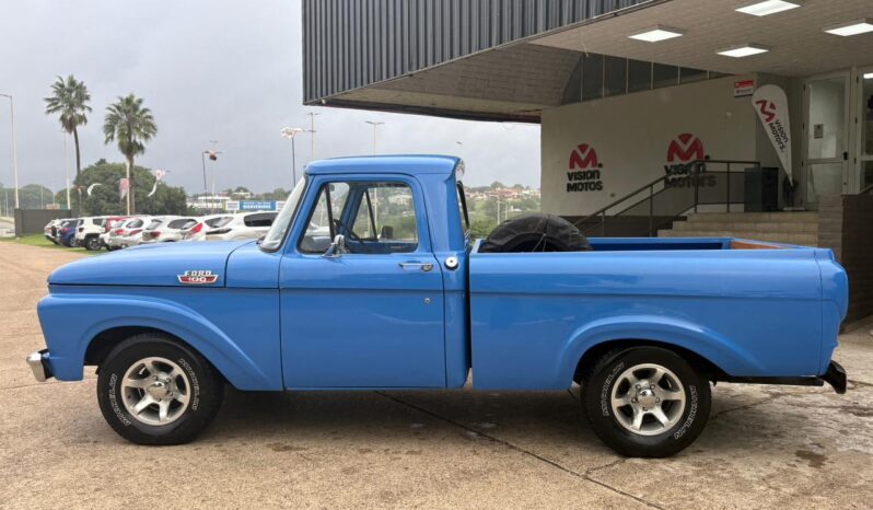 
								FORD F-100 completo									