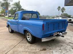 
										FORD F-100 completo									