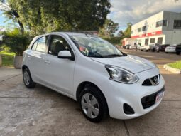 
										NISSAN March Sense Pure Drive completo									