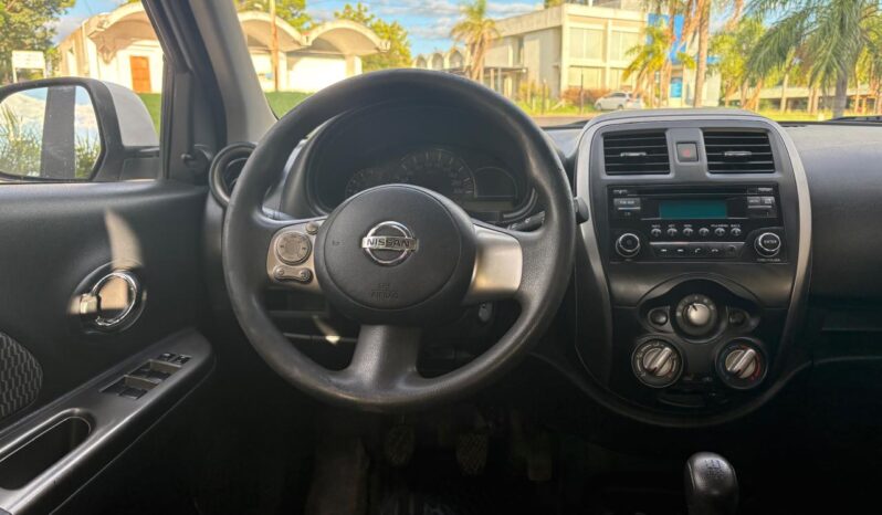
								NISSAN March Sense Pure Drive completo									
