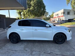 PEUGEOT 208 Allure 1.6