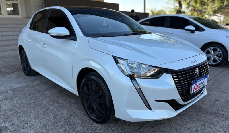 
								PEUGEOT 208 Allure 1.6 completo									