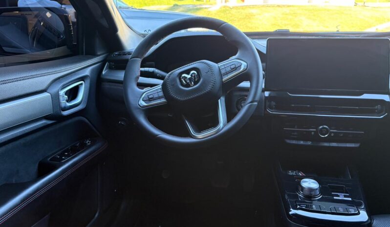 
								RAM Rampage R/T 2.0T AT completo									