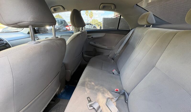 
								TOYOTA Corolla XLI 1.8 MT completo									