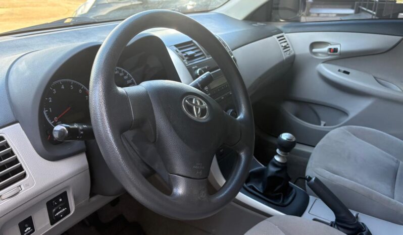 
								TOYOTA Corolla XLI 1.8 MT completo									