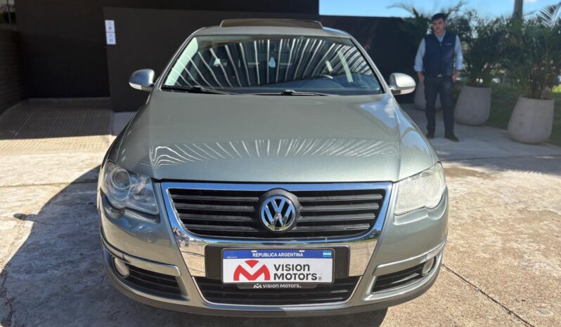 
								VOLKSWAGEN Passat 2.0 TDI completo									