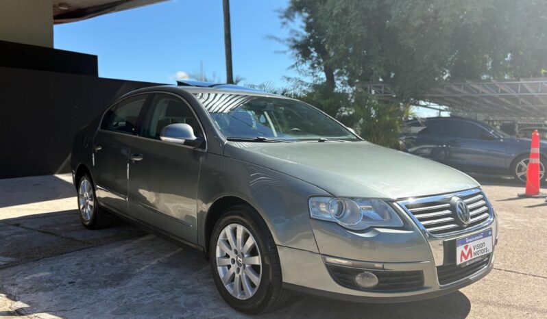 
								VOLKSWAGEN Passat 2.0 TDI completo									