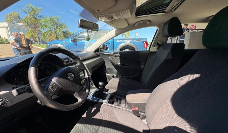 
								VOLKSWAGEN Passat 2.0 TDI completo									