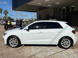 
										AUDI A1 30Tsi Sportback completo									