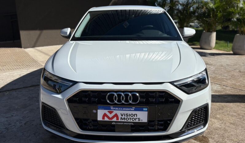 
								AUDI A1 30Tsi Sportback completo									