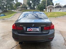 BMW 328I