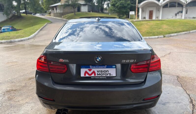 
								BMW 328I completo									