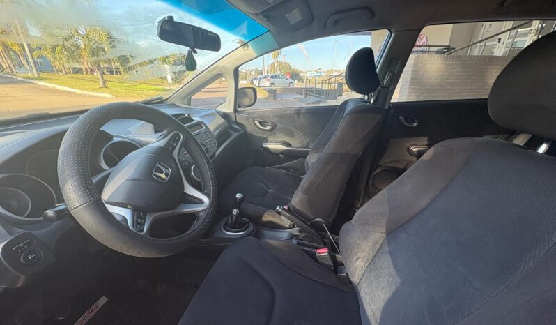
								HONDA Fit EX completo									