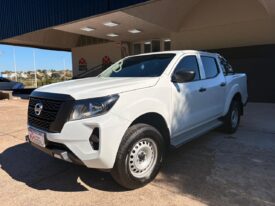 NISSAN Frontier 2.3D 4X4 MT