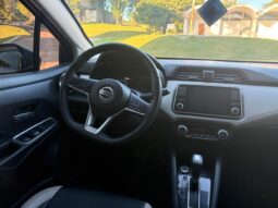 
										NISSAN Versa 1.6 Exclusive CVT completo									
