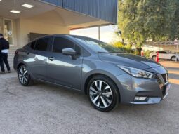 
										NISSAN Versa 1.6 Exclusive CVT completo									
